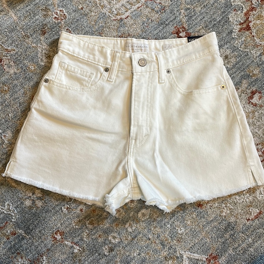 White Lucky Brand Shorts 2/26 - NWT